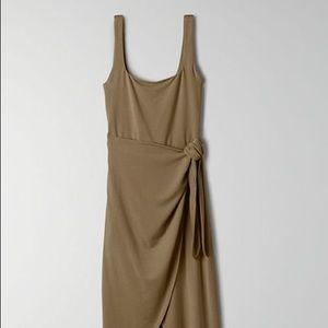 Aritzia Wilfred Midi Saturn Dress in Shitake (taupe) size small NWT